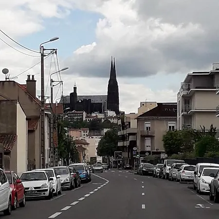 F2 Avec Vue, Proche Centre Κλερμόν Φεράν