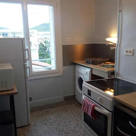 Apartman F2 Avec Vue, Proche Centre *